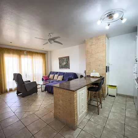 Beachfront Primera Linea 2-11 *