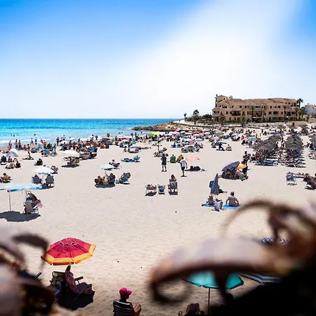 Beachfront Primera Linea 2-11 *